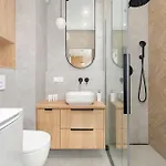 Beige In With Parking And Air Conditioned Living By Renters * Poznan